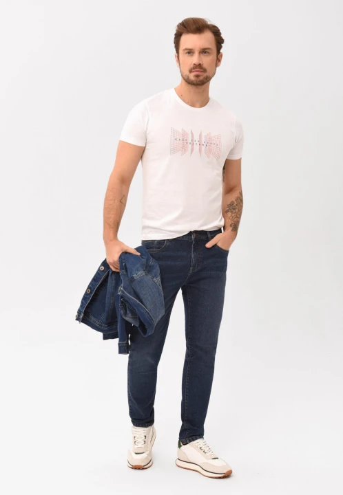 T-shirt z nadrukiem T-FLUX, rozmiar L