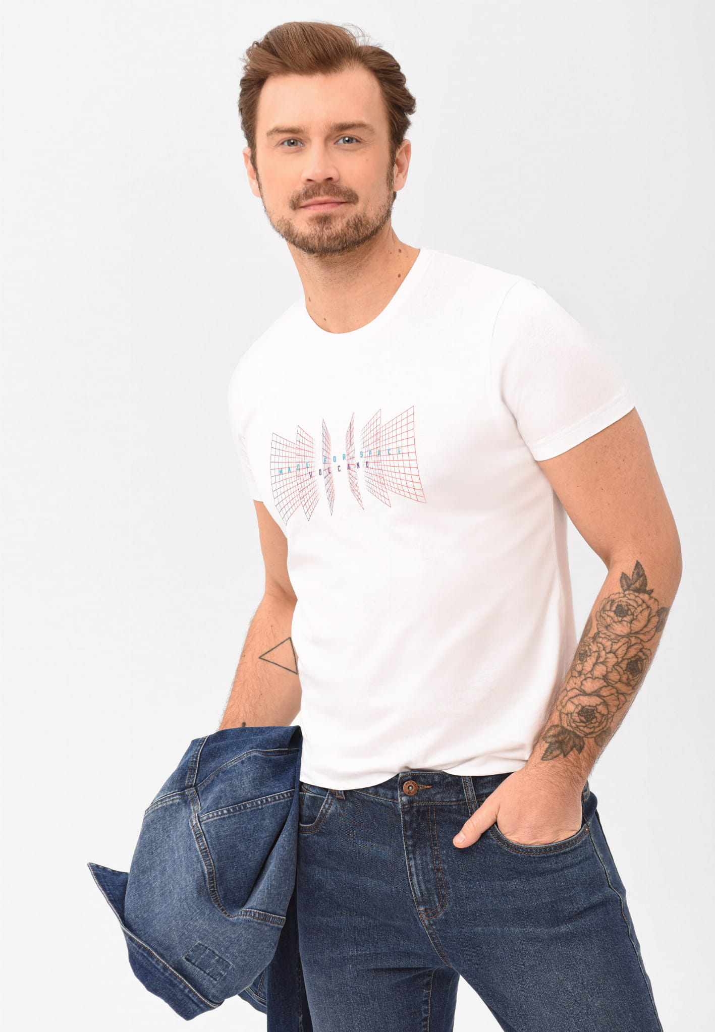 T-shirt z nadrukiem T-FLUX, rozmiar L